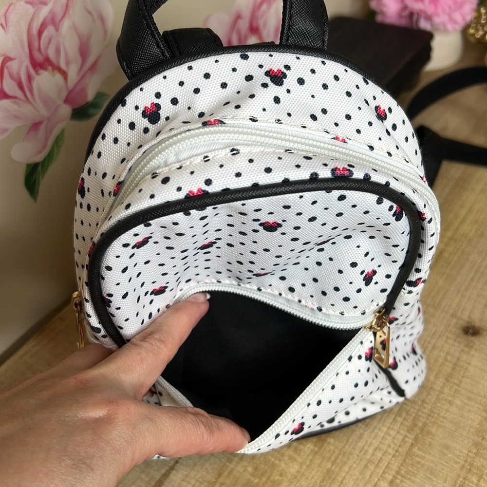 Disney Mini Mouse Backpack - Picture 2 of 6